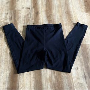 NWT Fabletics HIGH-WAISTED ULTRA-LUXE RUFFLE LEGGING